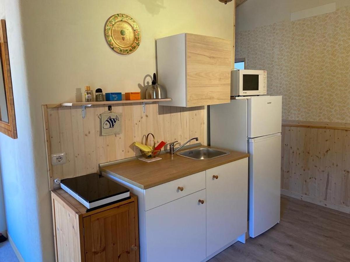 Olive Grove House Apartment มัลเชซิเน ภายนอก รูปภาพ