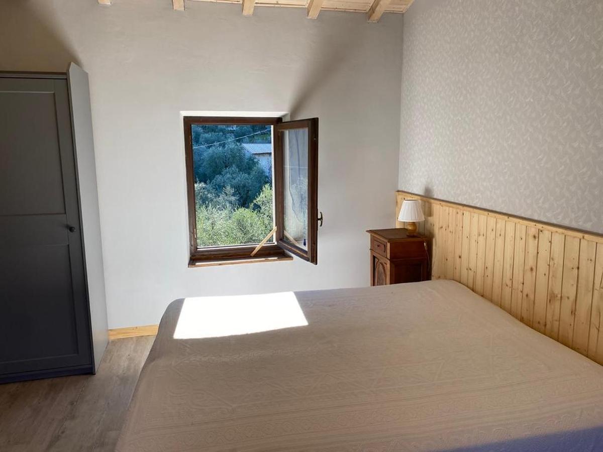 Olive Grove House Apartment มัลเชซิเน ภายนอก รูปภาพ